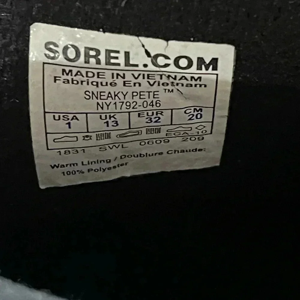 Sorel Sneaky Pete boots kids size 1